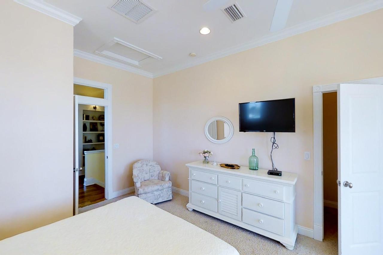 Southern Splendor Villa St. George Island Exterior photo